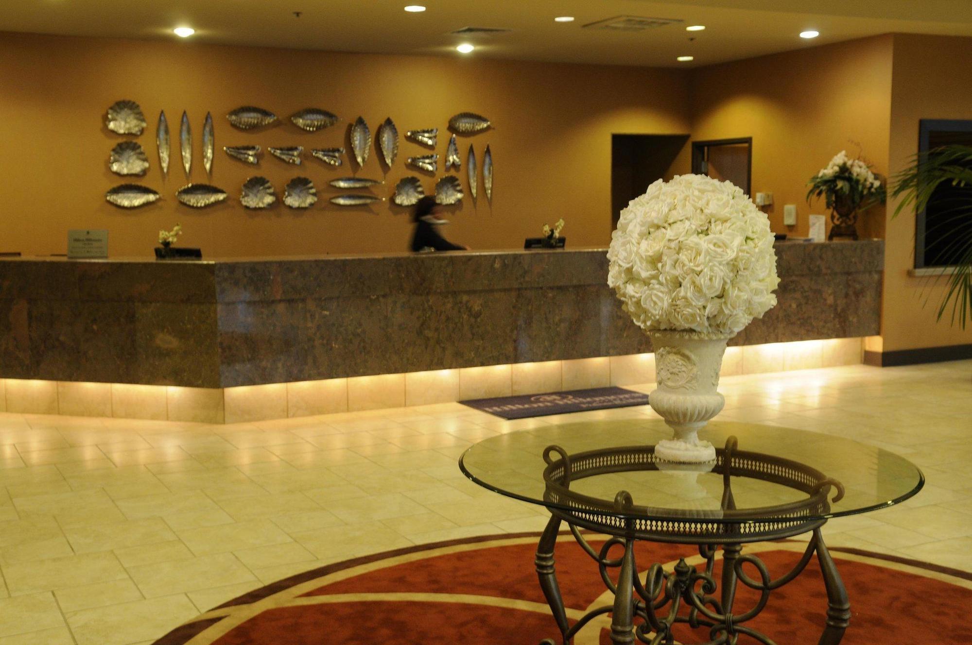 Ramada By Wyndham Southfield Hotel Eksteriør billede